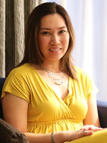 Hieu Pham,LCSW, Mental Health Therapist,Certified in EMDR Therapy. Orange County, Costa Mesa, Tustin