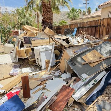 Construction debris can add up quickly High Desert Cleanouts is here to help! We can save you valuab