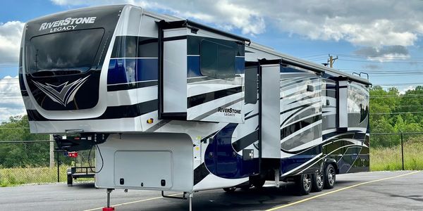 5th Wheel RV Wash | RV Detail | South Carolina