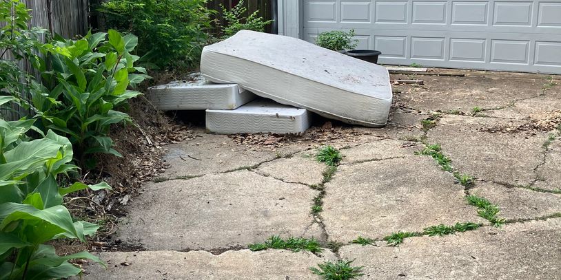 Mattress Removal in Houston TX 77065