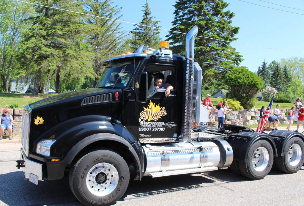 Thank you Travis and Rachelle Rye & Family for riding in the Les Cheneaux Islands 4th of July Parade