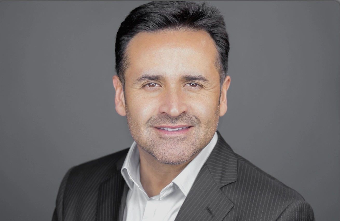 Luis Tavel Professional Photographer