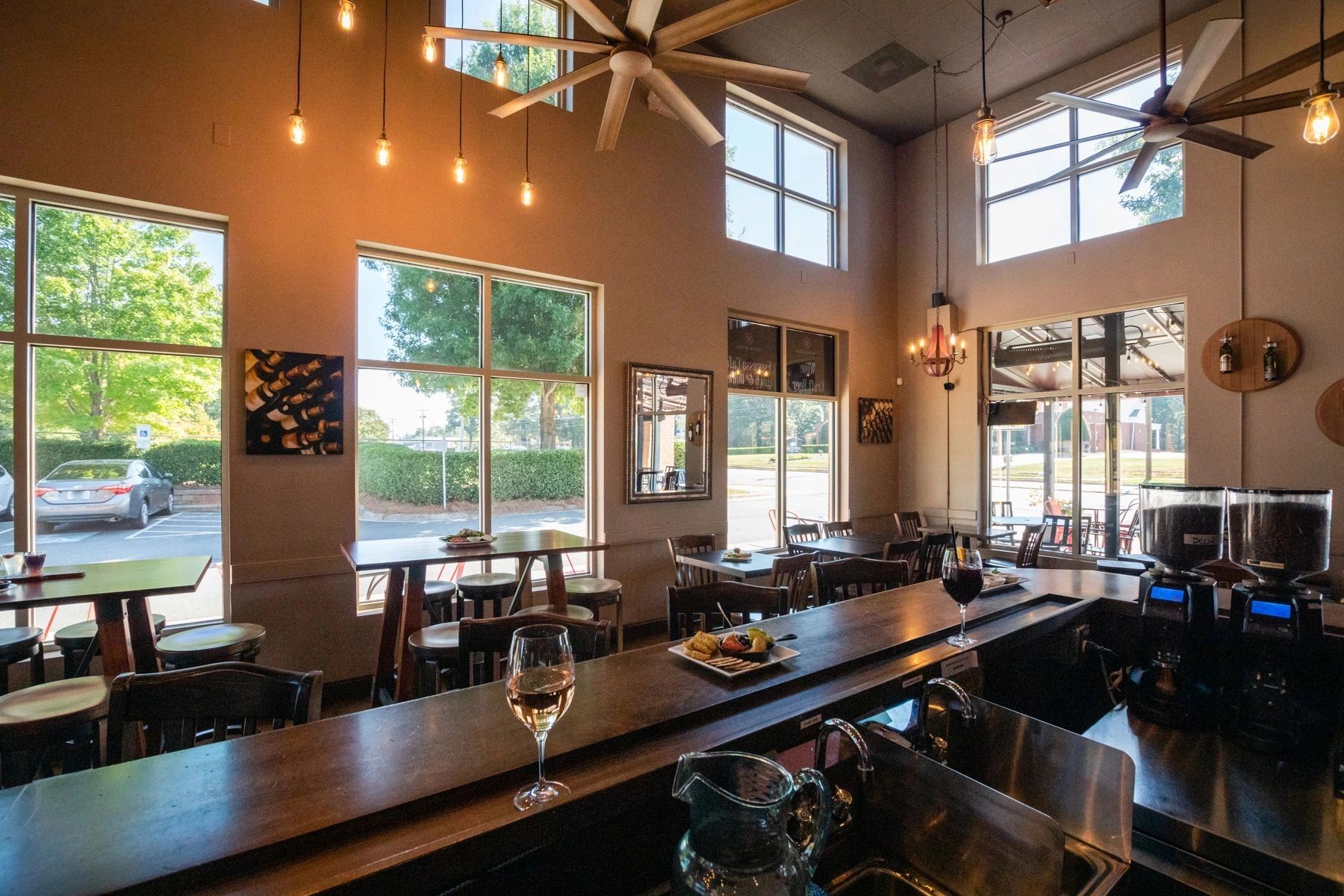 Vintner's Hill Wine Bar & Bistro cover