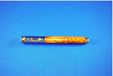 Rollerball ink pen in Thuya Burl. 