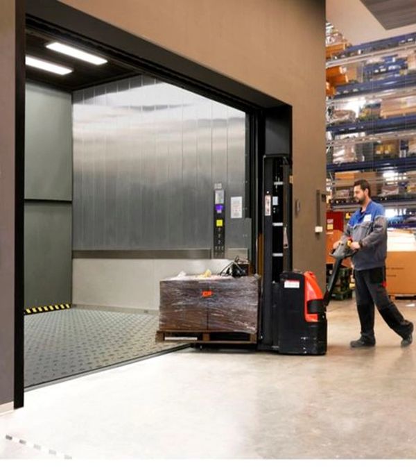 Cargo elevator