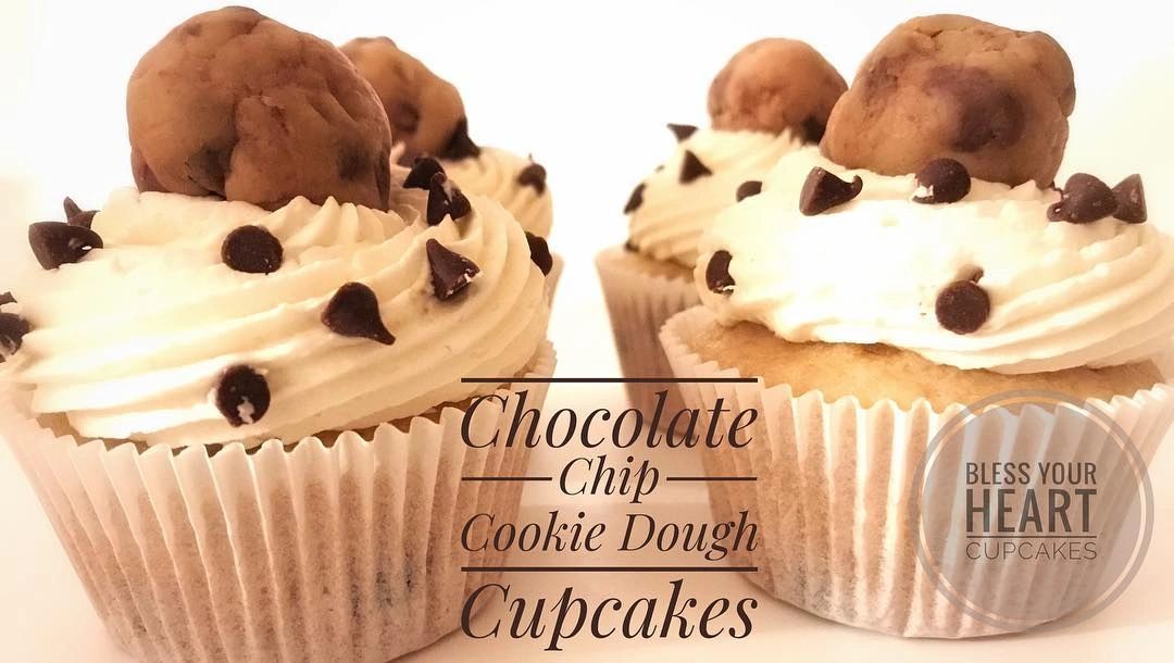 Baking Heart Cupcake Donut Cake Pie Cookie Heart Travel Mug by Yestic