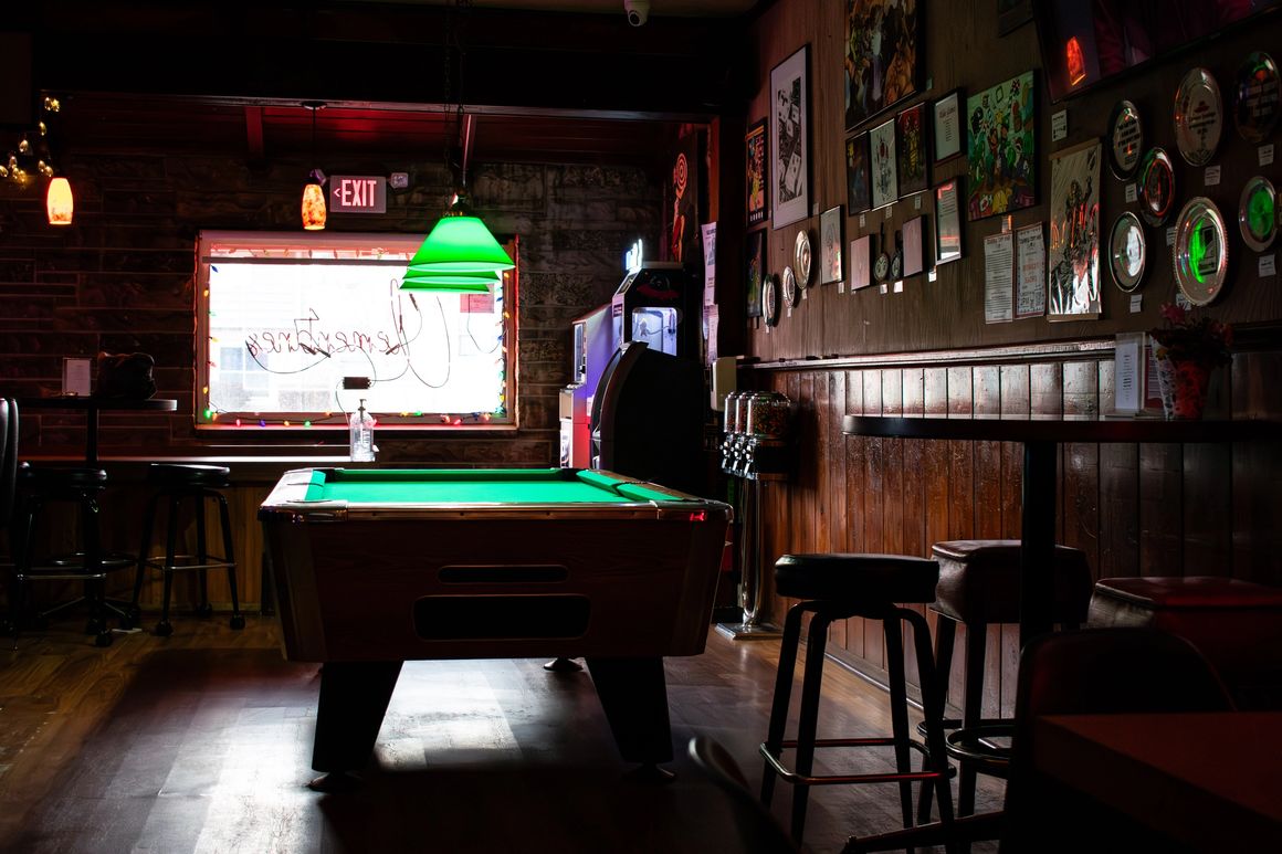 Bar photo 2