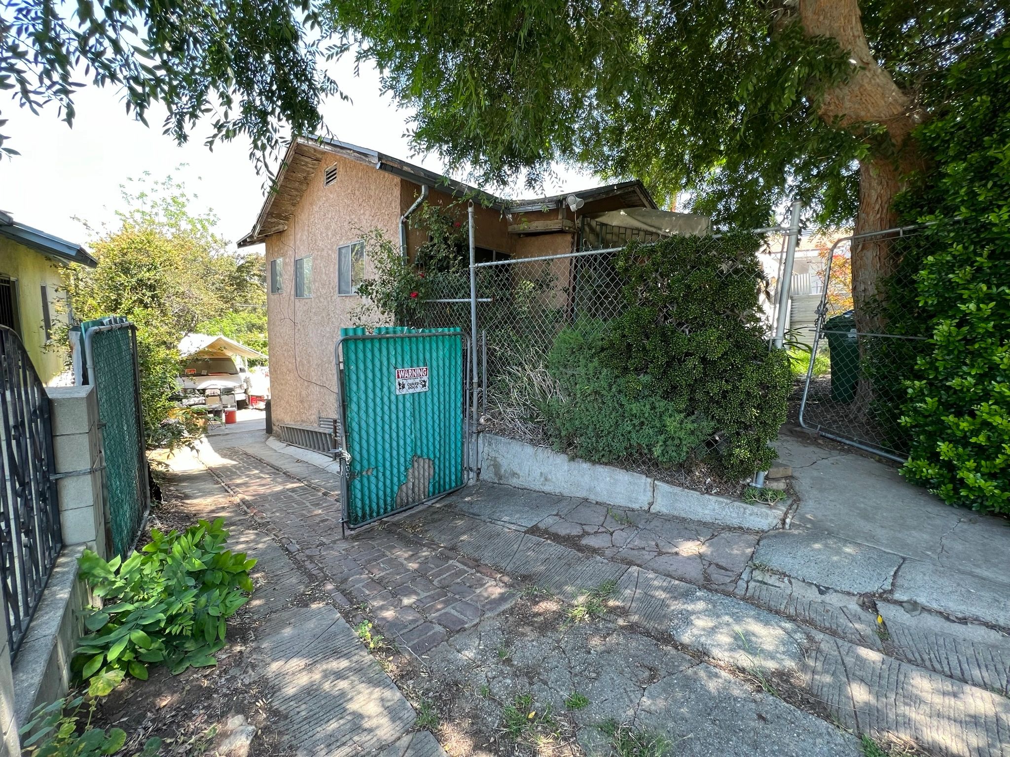 4913 Lynnfield Street
Los Angeles, CA 90032