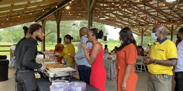 Outdoor buffet, acrylic clear plates, servers