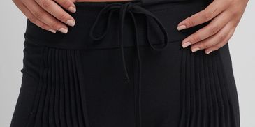 Farbrook Studio Pleated Pants are perfect for yoga, dance, lounge, and travel.  Order here.