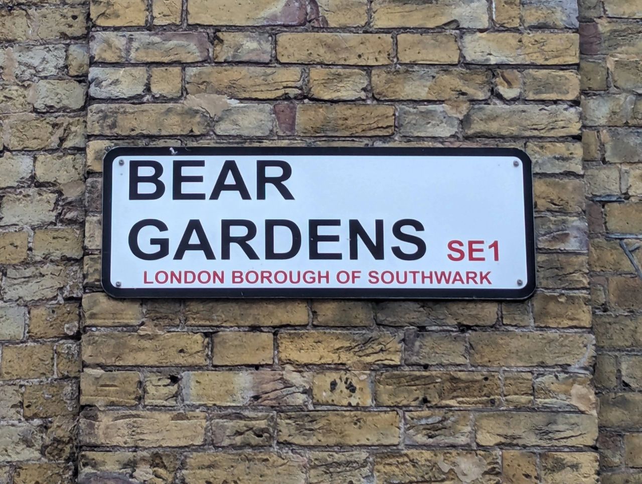 Unbearable: Southwark's Bear-Baiting Pit