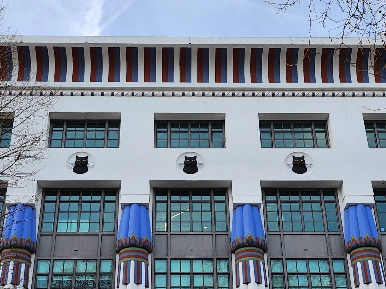 carreras cigarette factory The Black Cat Factory: Carreras Cigarettes