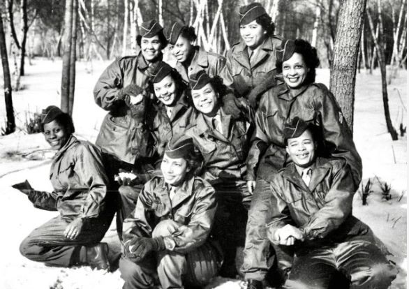 WACS at Camp Shanks, 1945