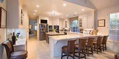 BUDGETING IS KEY
Good budgeting is the key to making your dream kitchen a reality. Make a list of al