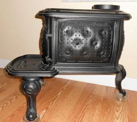 CAST IRON BOX STOVE MINI