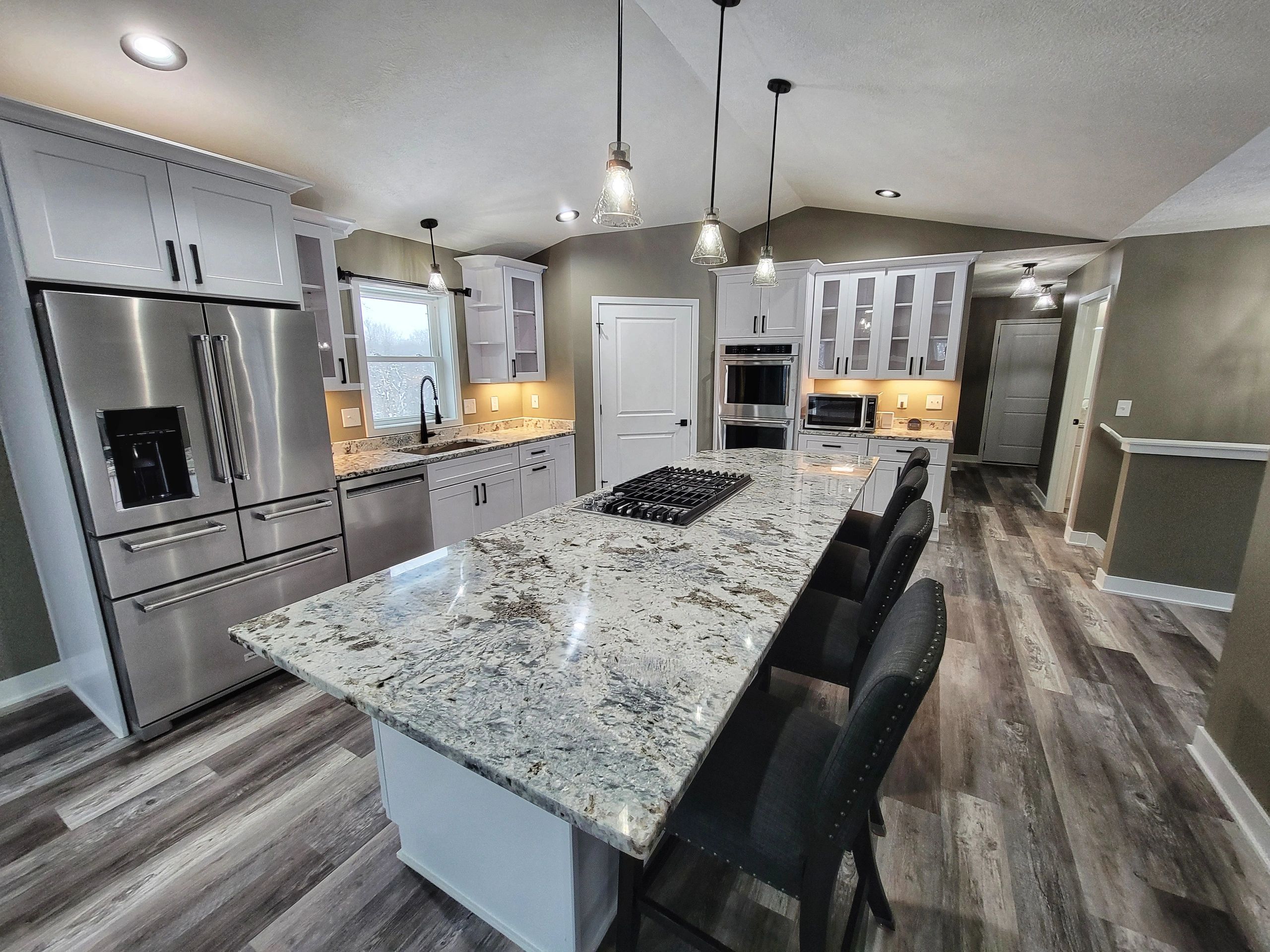 Kitchen Trends: Must-Have Features for 2025 ️