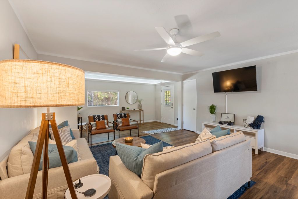 Create lasting memories with family in our cozy living room. This comfortable space is perfect for r