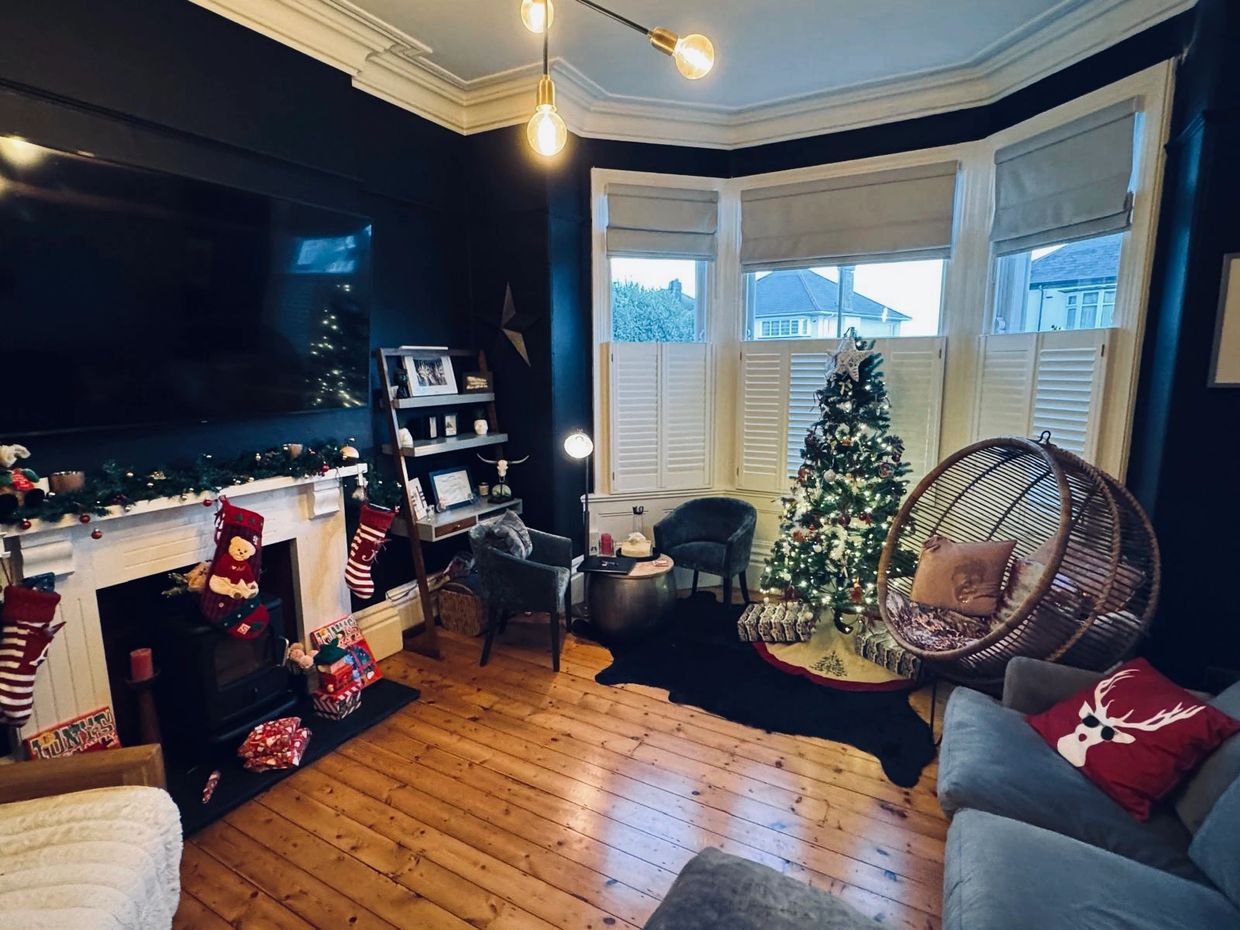 Amare Hypnotherapy and Wellness lounge