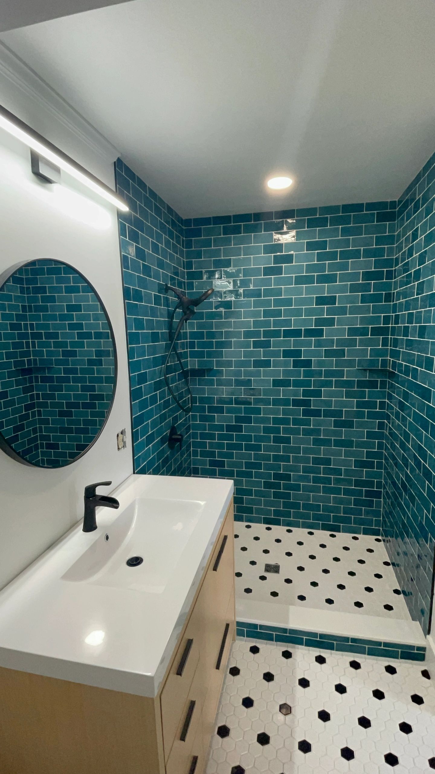 Edgewater Tile Works
