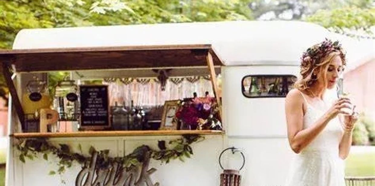 mobile bar trailer 
bartending service
wedding