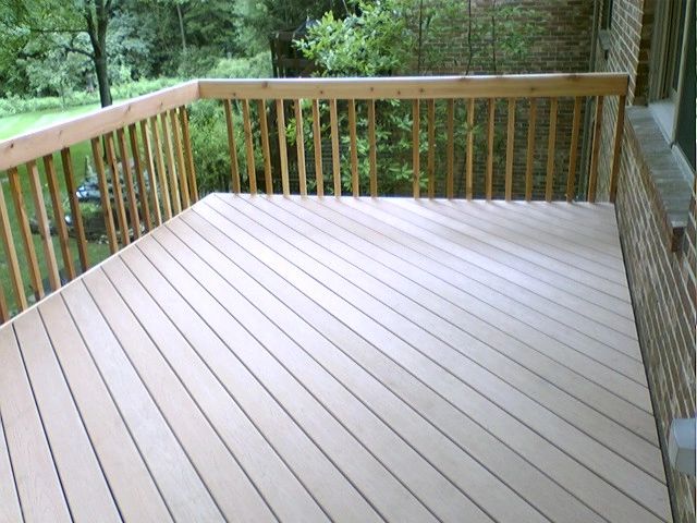 Composite_Deck___Cedar_Rails.jpg