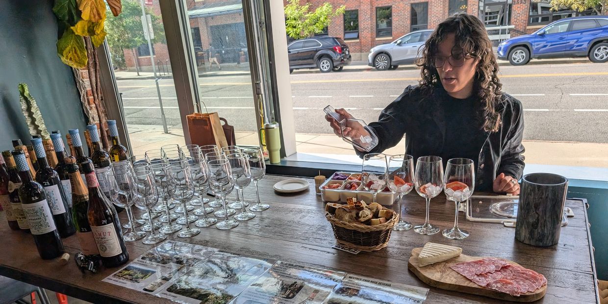 Tasting bar for free wine tastings at the Big Table on Larimer in Rino for wine, liquor, beer!