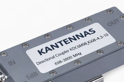 Directional coupler labeled KANTENNAS for 698-3800 MHz frequency range.