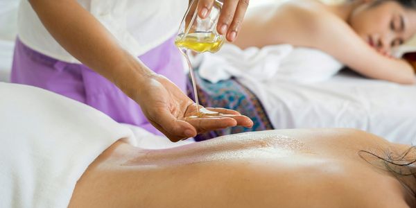 balinese massage healing therapy