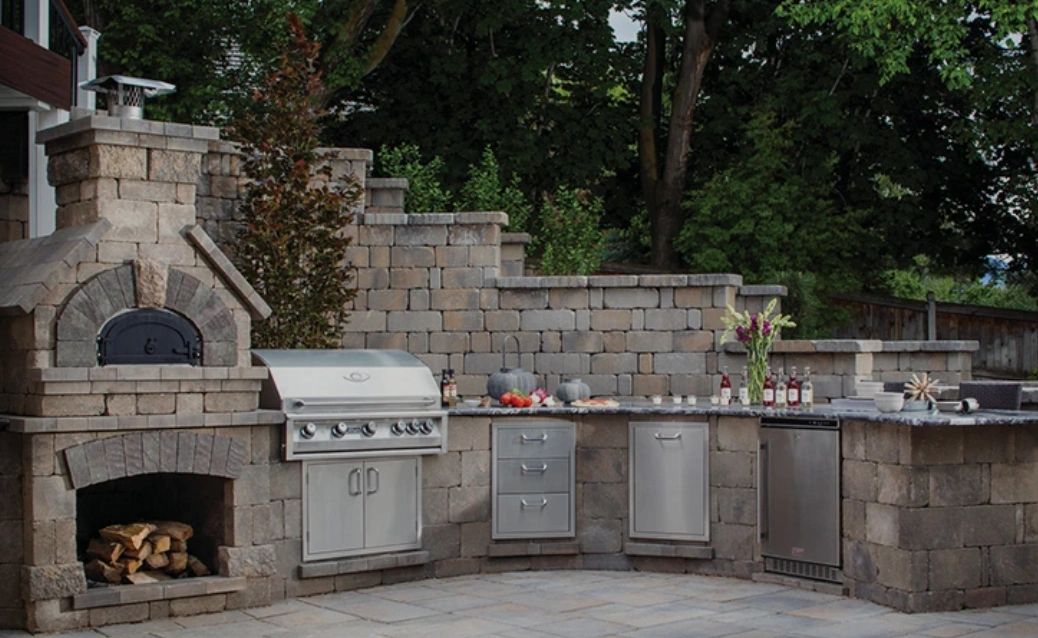 outdoor pizza station with grill