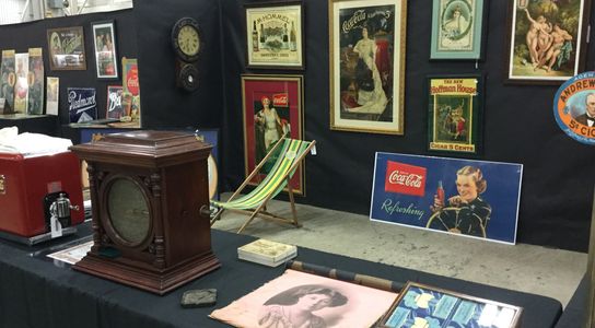 Indoor Antique Advertising show