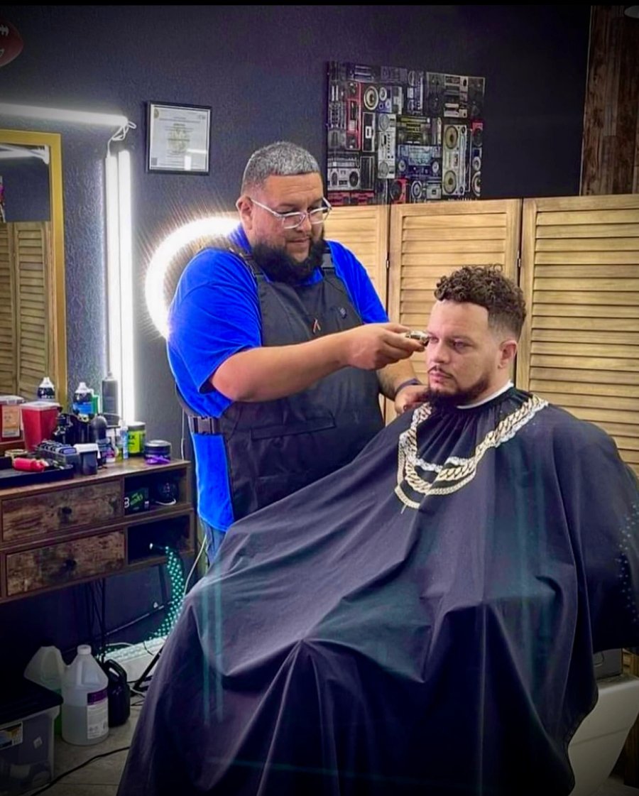 Undercut con barba