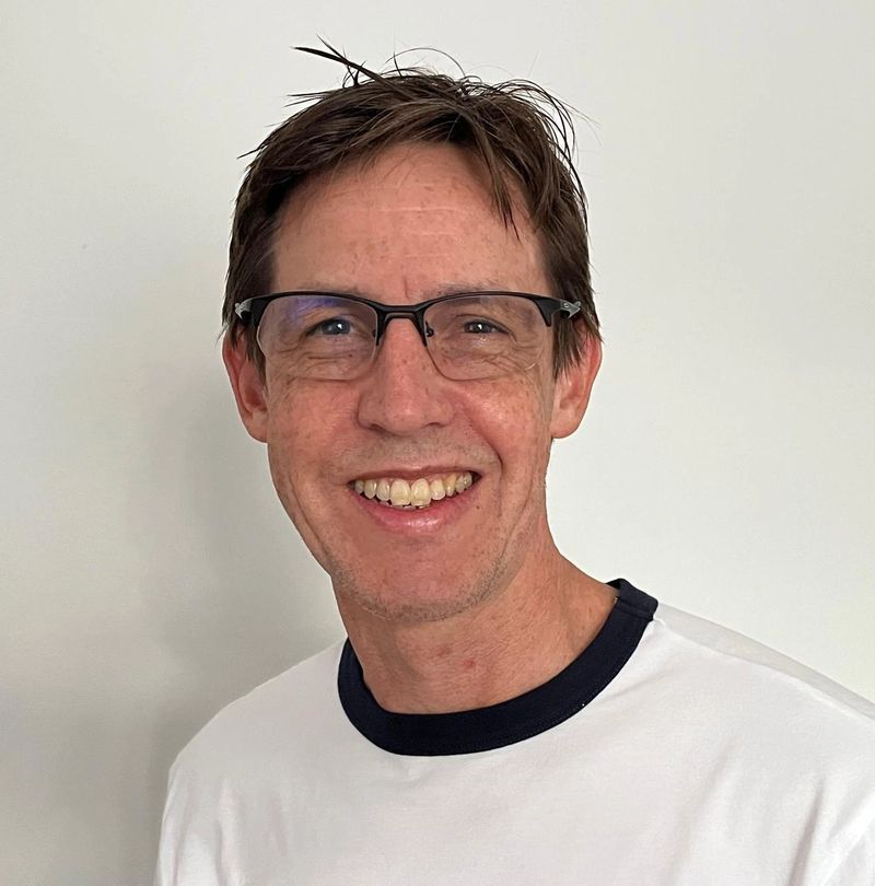 Dr. Dean Munks