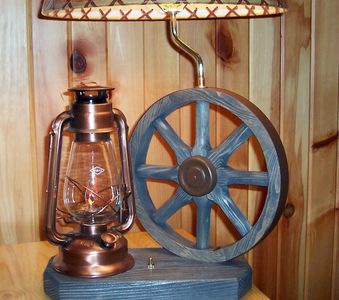 Wagon Wheel Lamp