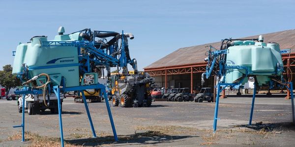 Agenzia commerciale di componenti  e servizi Made in Italy per costruttori di macchine agricole