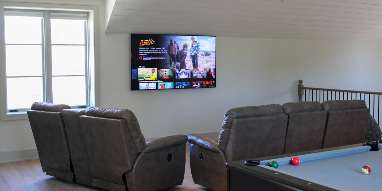 Loft Billiard room with 75" TV