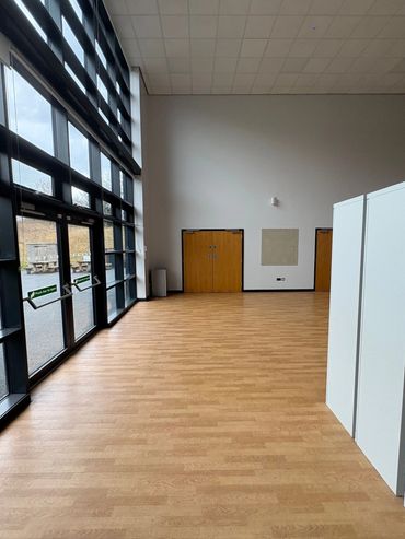 school hall painter 