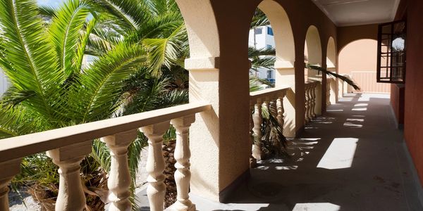 Affordable vacation rentals near Cape Town city centre.
