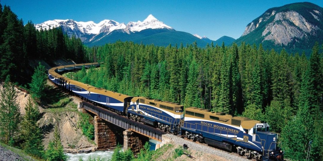 rigtig meget Sekretær Forkæl dig Rocky Mountaineer: Three Rail Routes into the Canadian Rockies