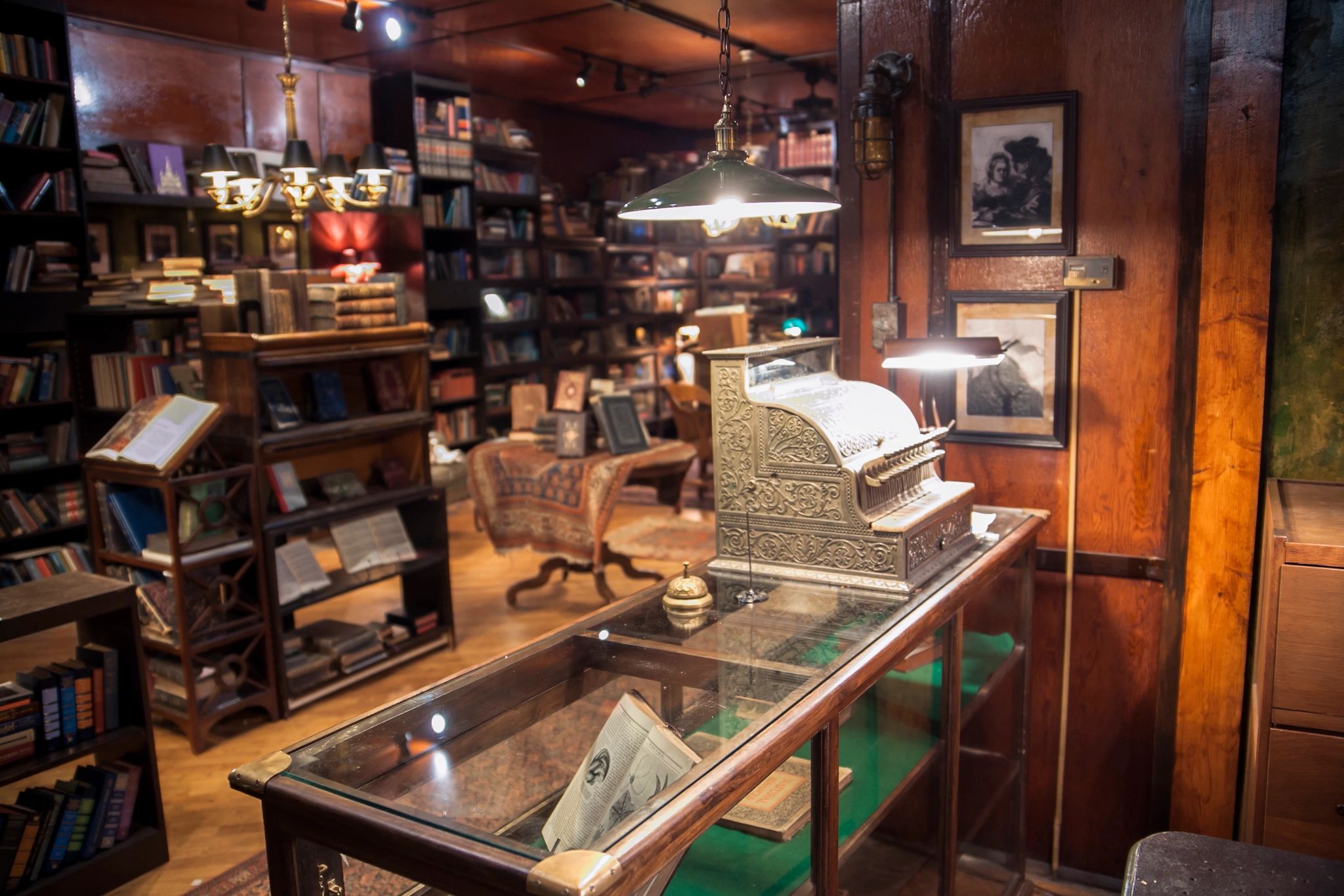 Jim Warren Set Decoration and Production Design