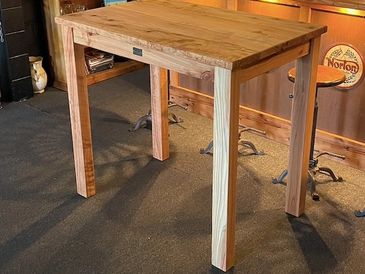 Handcrafted cedar bar leaner made in New Zealand by Strongbarn Woodshop