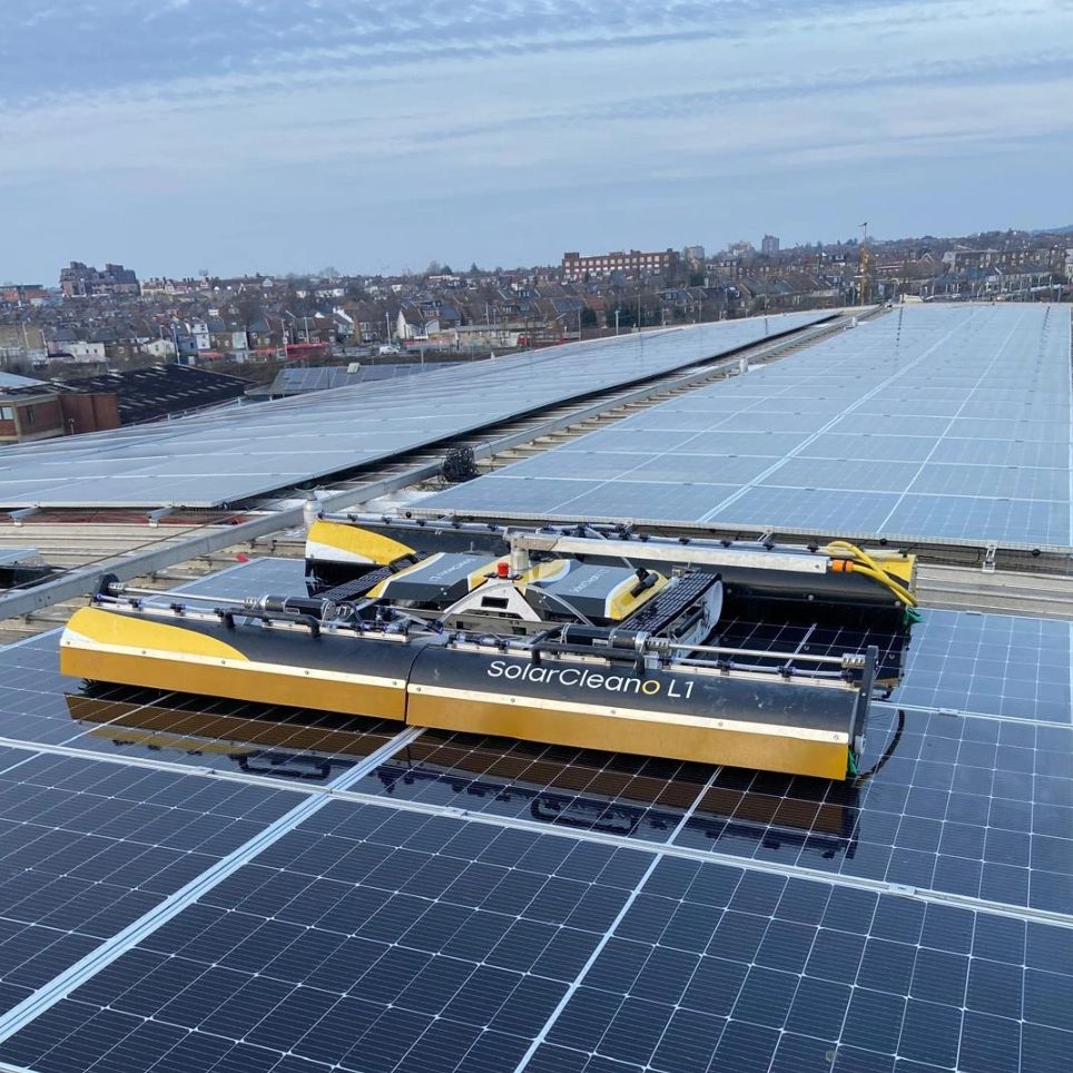 SolarCleano L1 Robot Roof Top Cleaning 