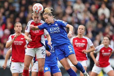 Sophie Howard of Leicester City and Alessia Russo of Arsenal