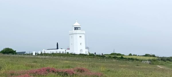 White cliffs of Dover.South Foreland Lighthouse. dover-tours.com