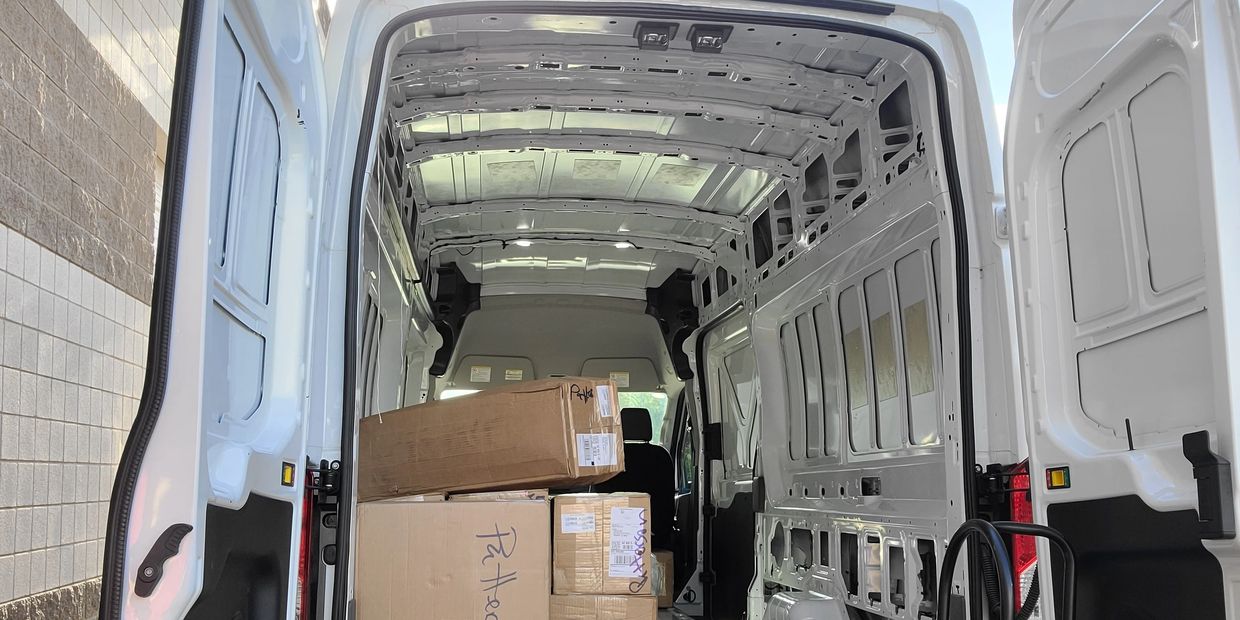 Express courier services in Phoenix, Scottsdale, Tempe, Chandler, Mesa, Tucson, and all of Arizona