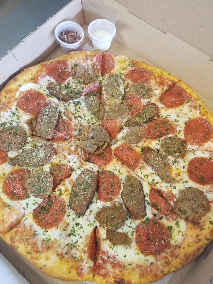 Classic Italian Joe's NY Style Pizza at Amici