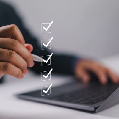 checklist computer image