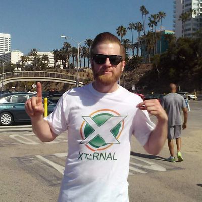 USMC Veteran Ryan Miller of Operation EVAC at 420 Games in Los Angeles wearing  Xternal Topicals T