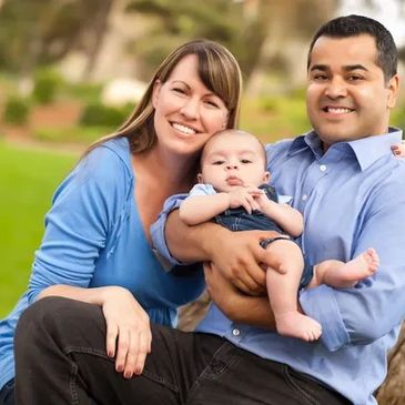 Solicitud de la Reunificación Familiar (Forma I-130) / Application for Family Reunification 