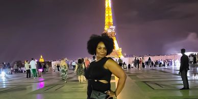Jae in front of Eiffel Tower 