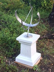 Sundial dedicated to our founder Kevin Wilke
